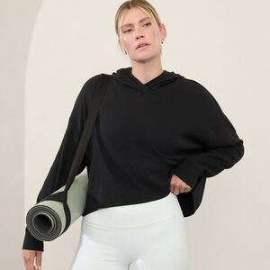New Athleta Crop Presence Hoodie Size M
